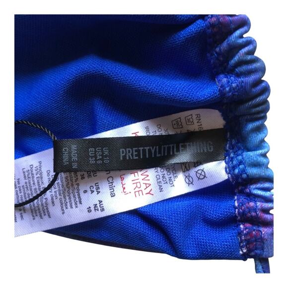 Pretty Little Things NWT Blue Acid Wash Contrast Tie Triangle Bikini Top Size 6 - Picture 6 of 14